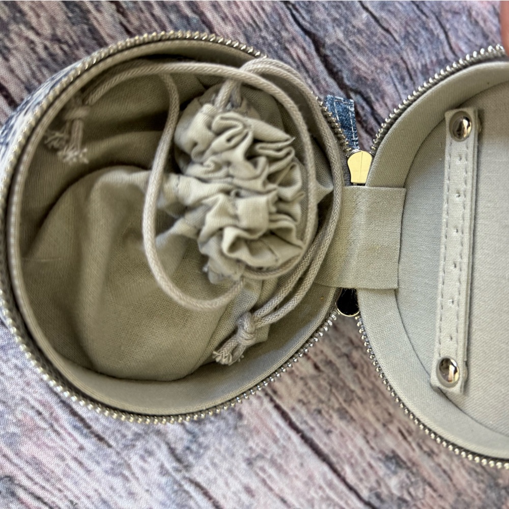 Christian Dior World Traveler Jewelry Case / Pouch. New - Picture 3 of 4